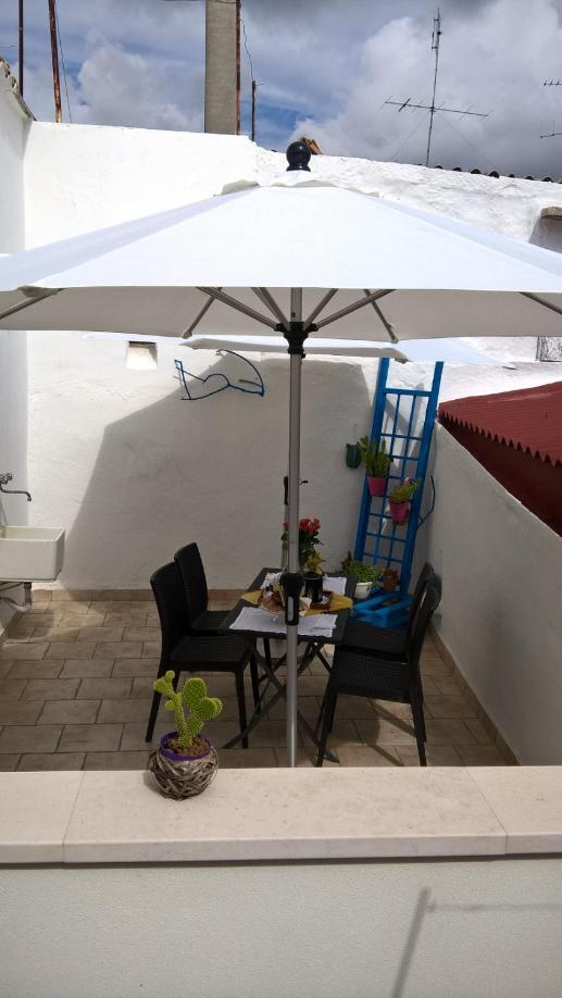 Antiche Mura Apartments "Nel Cuore Della Puglia"Bivani, Cucina, Terrazzo 图里 外观 照片