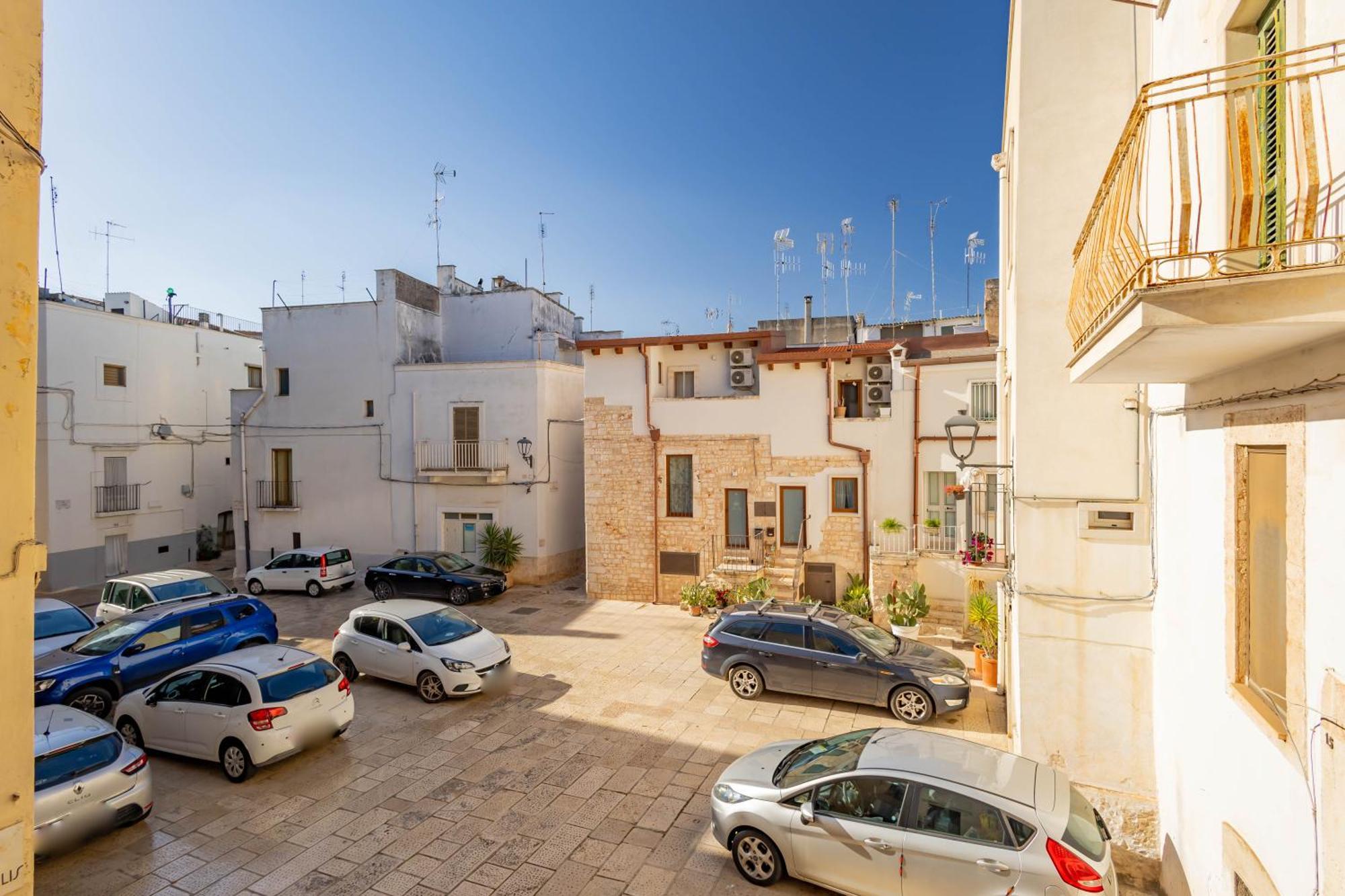 Antiche Mura Apartments "Nel Cuore Della Puglia"Bivani, Cucina, Terrazzo 图里 外观 照片